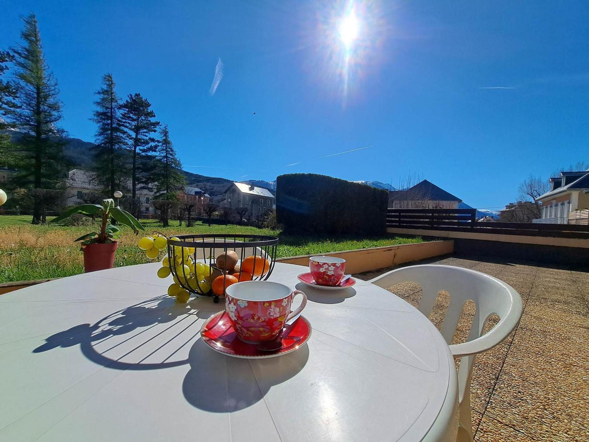 Apartamento T2 Centre Barcelonnette Avec Garage, Terrasse Et Parc Prive - Fr-1-165A-101 Exterior foto